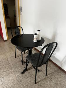 1 quarto grande 1 cama de casal