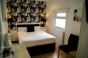 Compact Double Room room in Cumberland Hotel - OCEANA COLLECTION