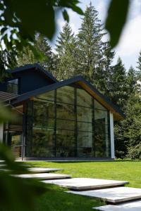 Minka - nordic cabin hideaway