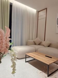 Golden Tower Apartments