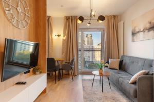 Luxury Apartment Mennica Residence City Center with parking by P&M