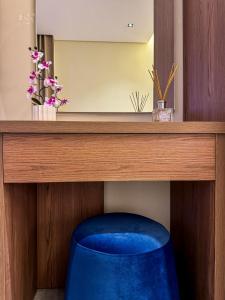 Smart Access Studio in Al Narjis - 65 TV