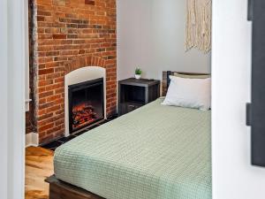 Stunning Boho Apt in Ohio City