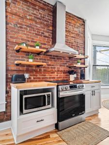 Stunning Boho Apt in Ohio City