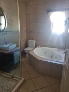 Skilpadvlei Cottage and Studios