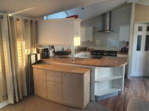 Cayton Bay Caravan Park - Holiday Accommodation 17608
