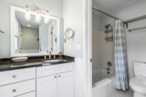 Lagoon Villa 19 - Lagoon Lifestyle! Center of Wild Dunes!