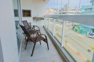 Condomínio Frente Mar com Piscina