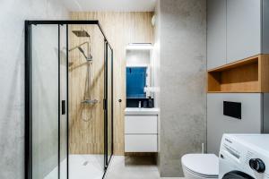 Popiełuszki 2 Apartment by Solarento