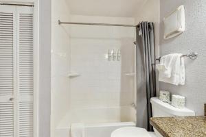 Maravilla Condos - Anchors Away