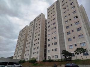 Apto completo, elevador e segurança