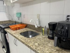 Clube do Mar- Itapema Meia Praia APTO 102 A