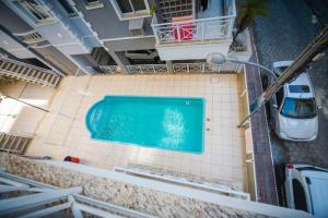 Clube do Mar- Itapema Meia Praia APTO 102 A