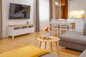 Central Budapest Oasis - City Center Apartment