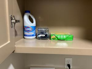 Quiet 2BR Retreat , Fenced yard , Modern Duplex