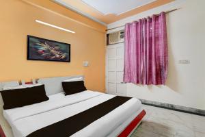 Hotel O by OYO TAVIRA INN Sector 34 Metro Station