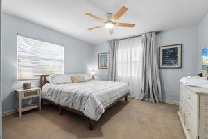 Bayshore Beach Beauty