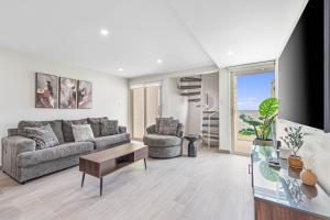 BahiaMar Luxury Oceanfront Oasis