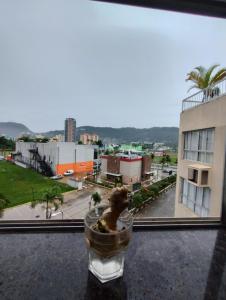 Ap Guaruja Praia Enseada 2 quartos 1 Banheiro , 5 cama solteiro 1 casal