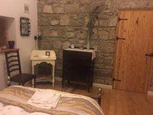 Restored 300yr old thatched cottage Tigh na Rí Rua