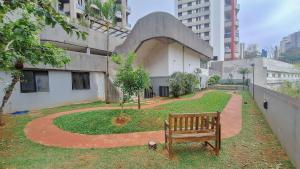 The Regent Flat Service