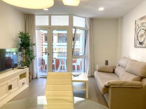 Sagasta BeachFront with Balcony