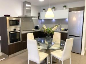 Sagasta BeachFront with Balcony