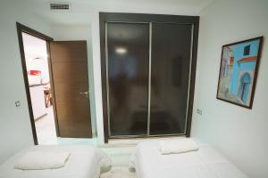 Central Cosy & Comfortable 2 Bedrooms Apartment In Front Of The Corniche Heart Of Tangier Résidence Ocean II Same Building Of The Restaurant Coffee La Ruche