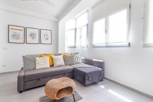 Breezy Bright Urban Oasis