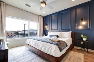 Hanger - A Birdy Vacation Rental