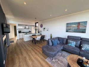 Enkhuizer Strand Chalet IJsselmeerstrand Erste Reihe mit Zaun Hausnr 204