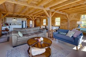 Unplug, Unwind and Explore Remote Vermont Cabin