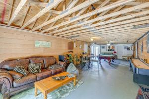Lakefront North Carolina Abode w Grill & Fire Pit