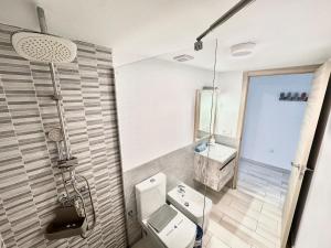 Cotillo Luna en centro, 1 min de la playa, cocina completa y WIFI