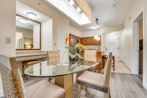 Floridays Resort Condo 11 Mi to Walt Disney World!