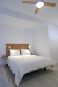 Apartamento con terraza privada, piscina y capacidad para 4 personas