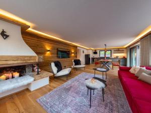 City Hide-Away Hahnenkamm Top 1