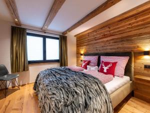 City Hide-Away Hahnenkamm Top 1