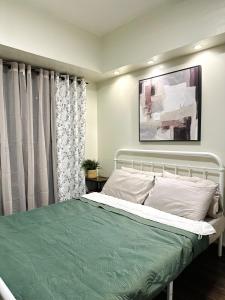 NEW 2-Bedroom 2-Bath Condo - Flair Towers, near Greenfield District, Ortigas