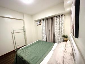 NEW 2-Bedroom 2-Bath Condo - Flair Towers, near Greenfield District, Ortigas