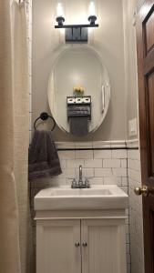 Modern Comfort 1BR in Jersey City