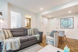 Parque Canopy - Lakeside Living with Infinity Pool