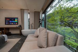 鳳凰 YiQuan RIVERVIEW B&B ゲストハウス ロビー