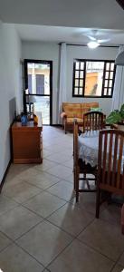 Peró com piscina e conforto!