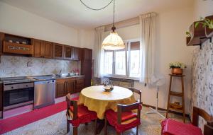 3 Bedroom Pet Friendly Home In Pistoia