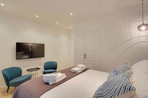 Appartements Pick A Flat's in Champs Elysees - Rue Percier : photos des chambres