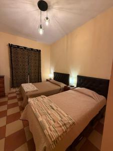 Departamento ampliio y centrico 2 habitaciones con balcon