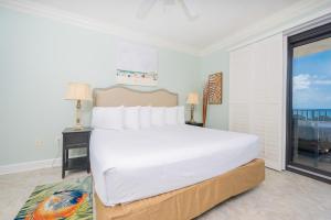 Phoenix VI 61103 condo