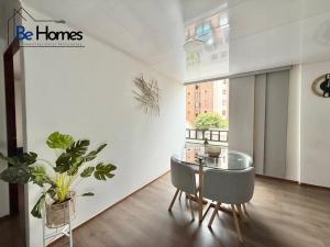 Modern apartment with private parking