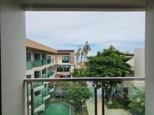 Eco Cozy Beachfront Resort Chaam